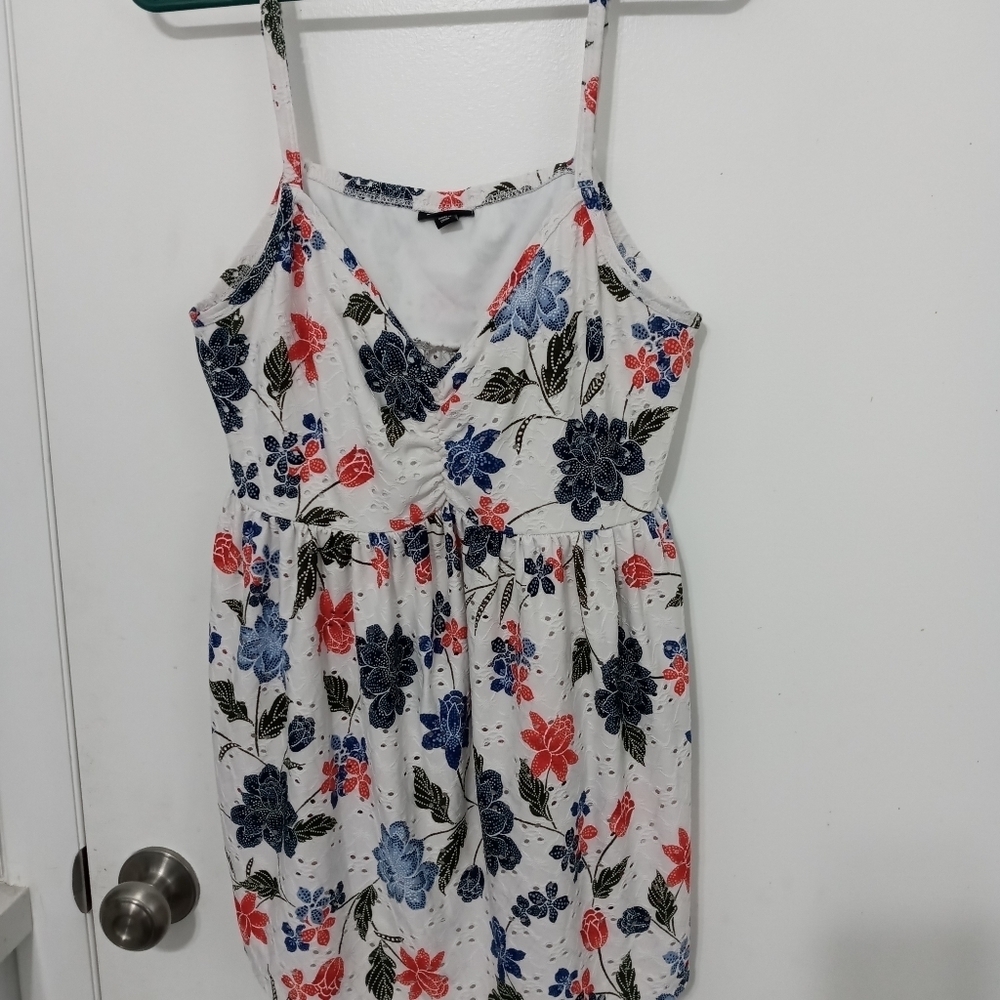 torrid White Floral Tank Dress with Blue and Red Flowers
